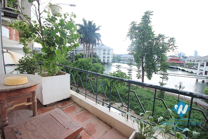 Serviced apartment for rent in Au Co, Ha Noi with Westlake view